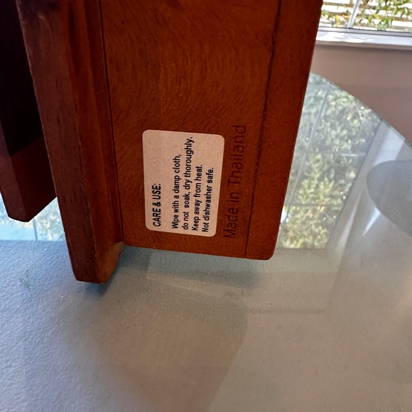 T & G Wood Cook Book Stand - Picture 4 of 6